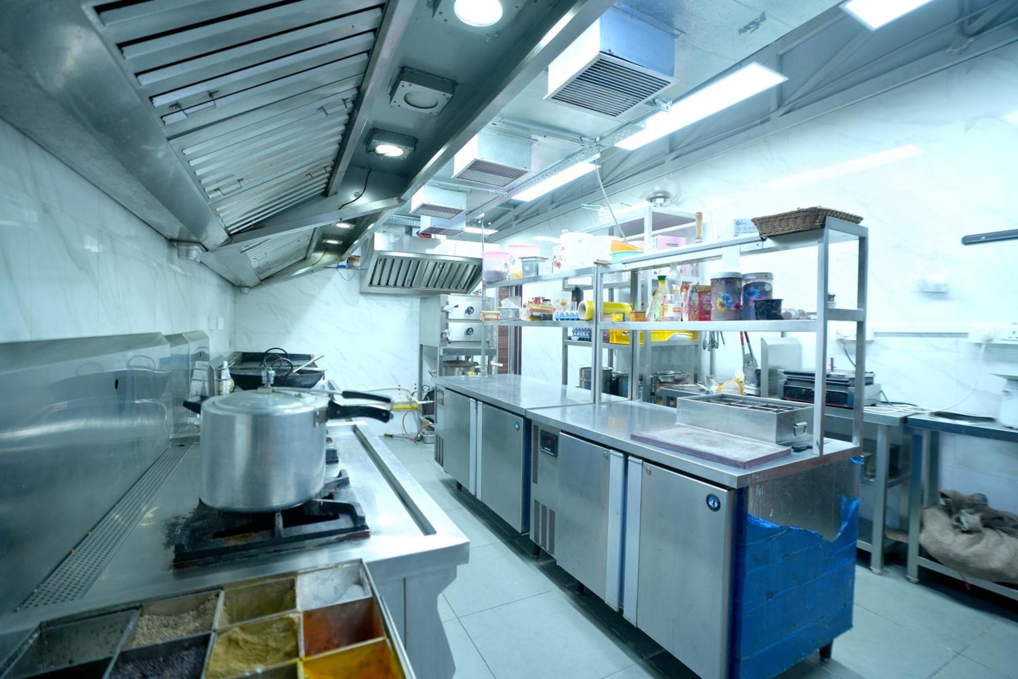 Viola Suites Hyderabad Bagian luar foto