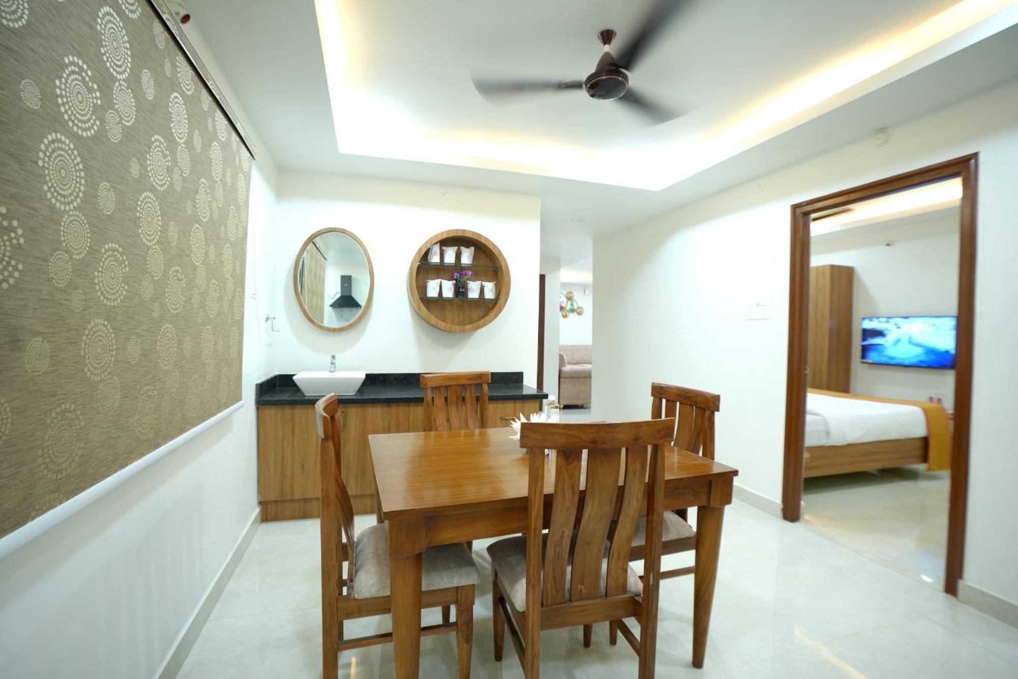 Viola Suites Hyderabad Bagian luar foto