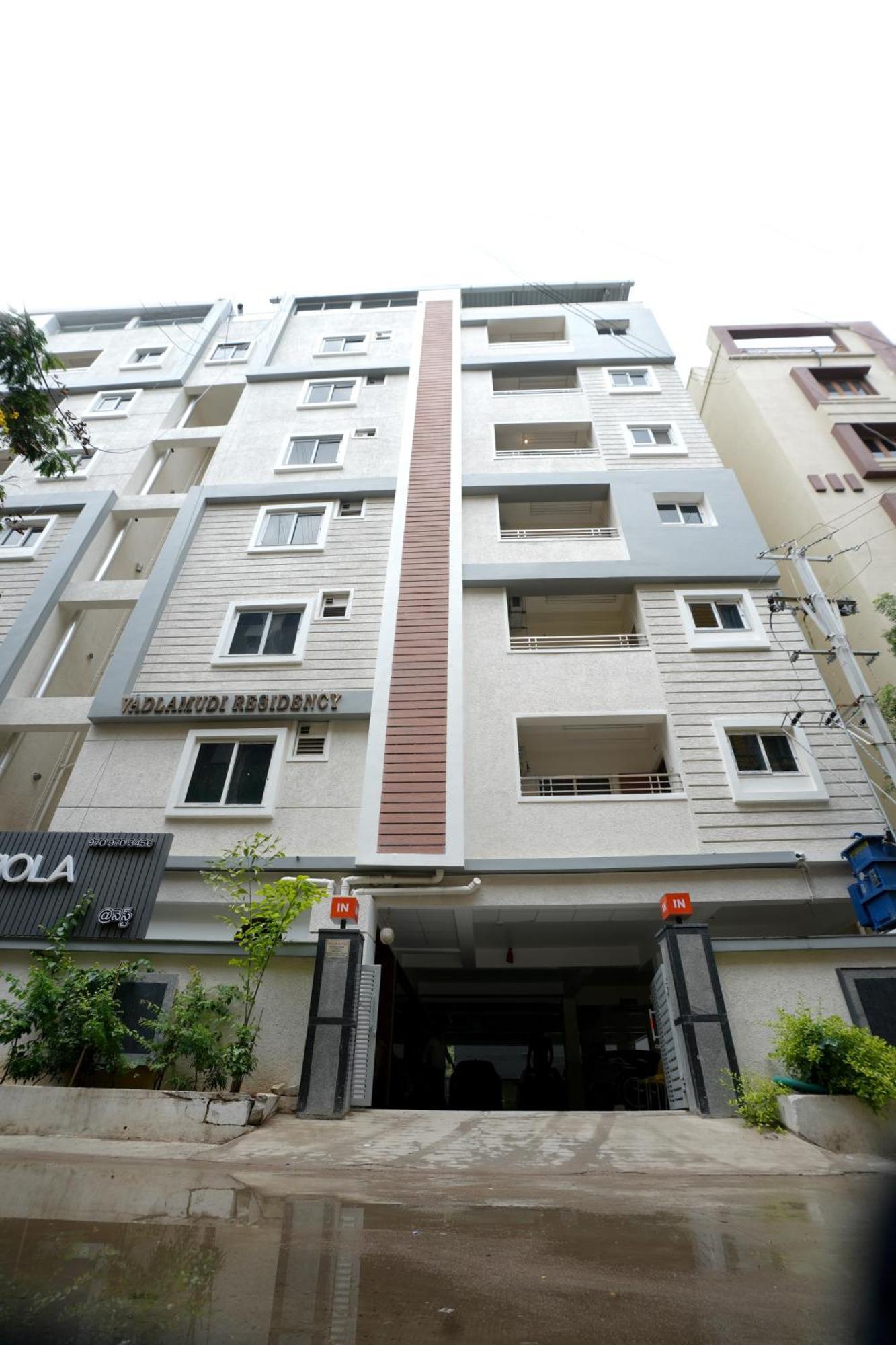 Viola Suites Hyderabad Bagian luar foto