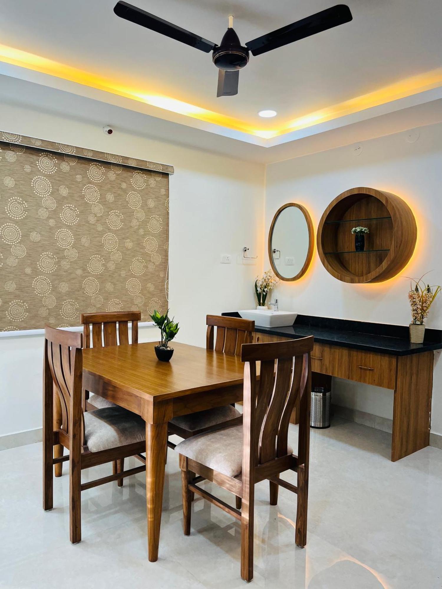 Viola Suites Hyderabad Bagian luar foto