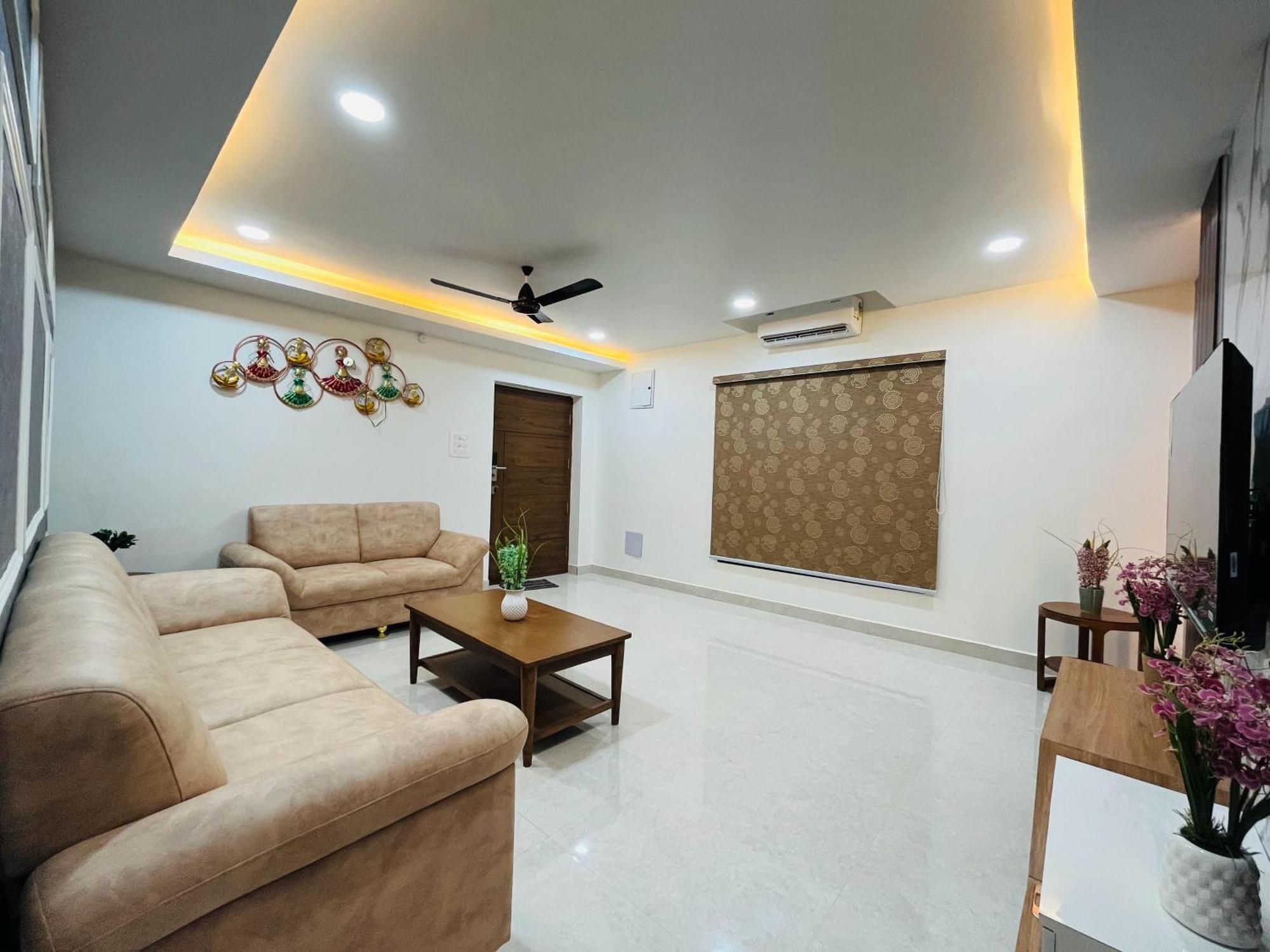 Viola Suites Hyderabad Bagian luar foto